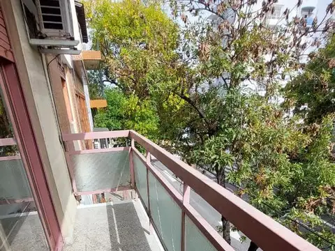 Departamento en Alquiler en Pompeya, $ 800.000