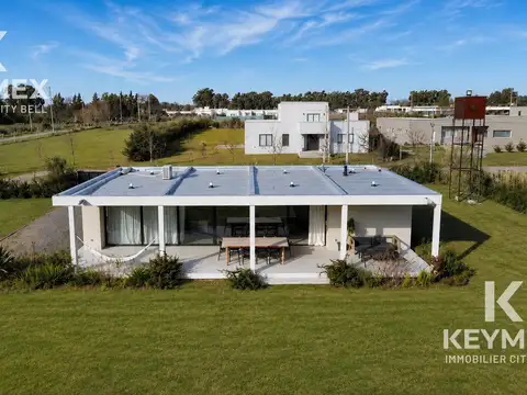 Casa en venta en La Cañada City Bell