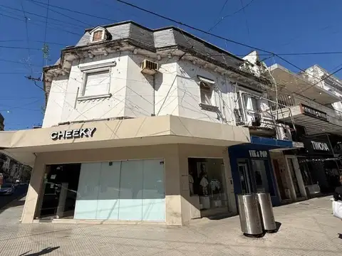 Peatonal San Martin -  3 Dorm, 3 Baños, Living Comedor