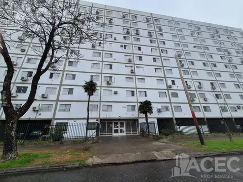 Departamento en Alquiler en Barrio España y Hospitales, $ 500.000