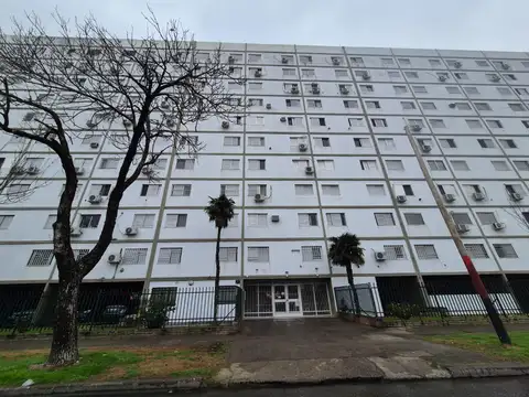 Alquiler -Departamento dos dormitorios - barrio España y Hospitales