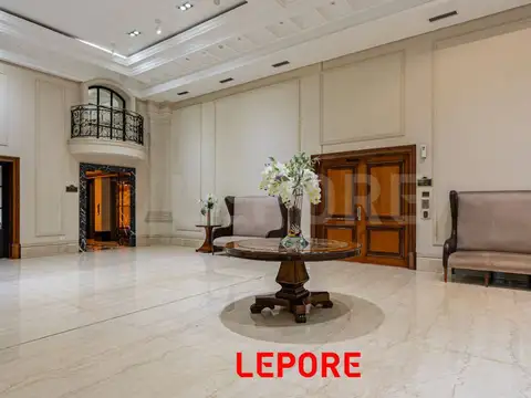 Departamento en Venta con 2 cocheras