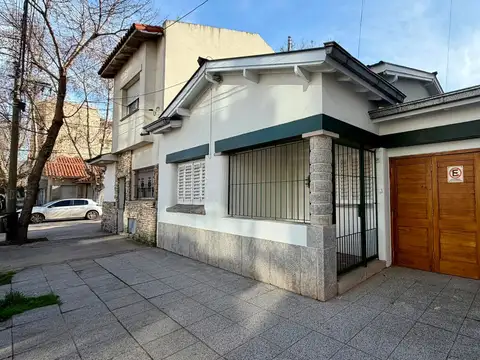 ALQUILER CASA 4 AMBIENTES PATIO Y COCHERA SAN JOSE