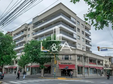 Departamento 3 dormitorios en venta en Zona Centro