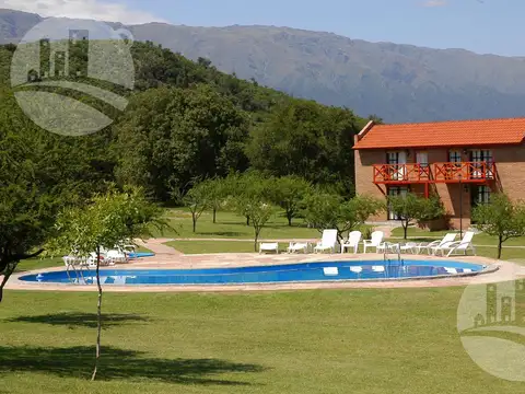 Complejo de 6 cabañas. 3*