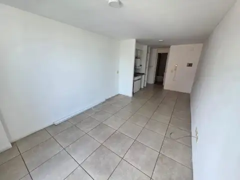 ALQUILER MONOAMBINETE AL FRENTE PTE ROCA 1700