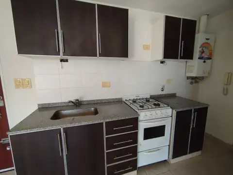 Departamento en Venta en Azcuenaga, USD 31.000