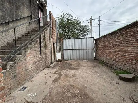 VENTA LOCAL COMERCIAL + CASA