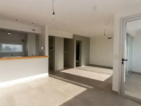 Duplex en venta con terraza privada y cochera