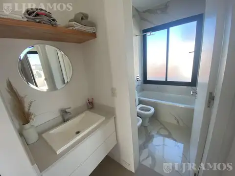 Casa en Barrio Vistas - Puertos / Escobar