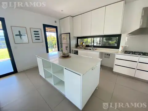 Casa en Alquiler de 3 dormitorios