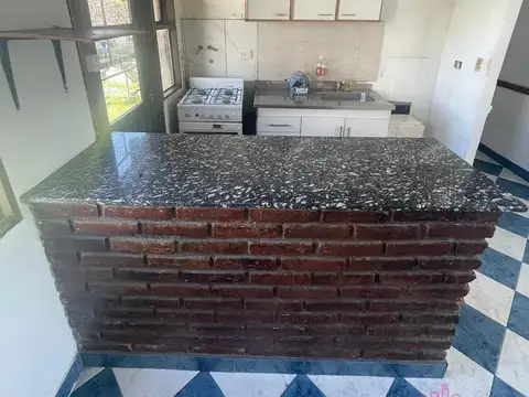 Departamento 4 ambientes con 1 baño