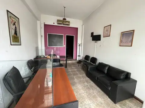 Avenida Hipólito Yrigoyen 7100