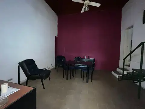 Local en Venta 49 años