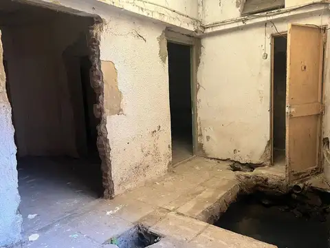 Depto Tipo Casa en Venta en Lanus Oeste, USD 21.000