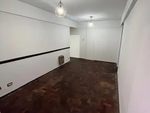 Maipú 2351 , Piso 0