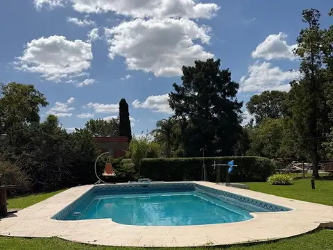 Casa en Venta en Barrio El Cazador