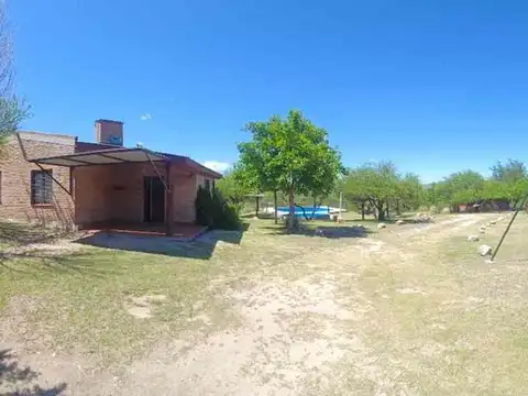 Casa 30 ambientes con 5 baños