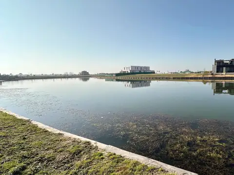 Terreno en Venta de 938,0 m2
