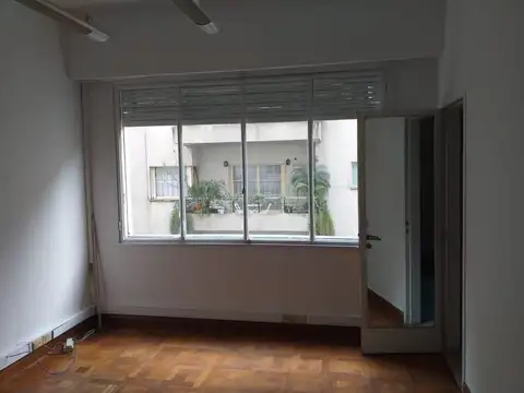 Oficina en Alquiler en Retiro, $ 3.000.000