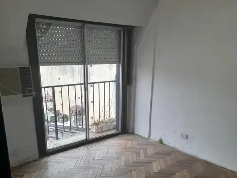 Oficina 6  ambientes y doble ingreso en alquiler  - Barrio Norte