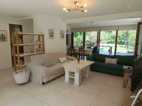 Casa Monoambiente con 2 baños