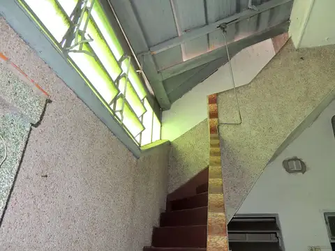 Depto Tipo Casa en Venta de 4 ambientes