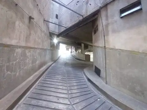 COCHERA EN VENTA PARQUE CHACABUCO