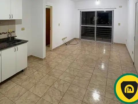 Departamento en Alquiler en Grand Bourg, $ 420.000