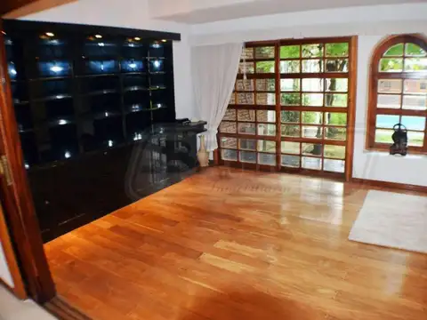 Casa en Venta en San Nicolás, USD 1.350.000