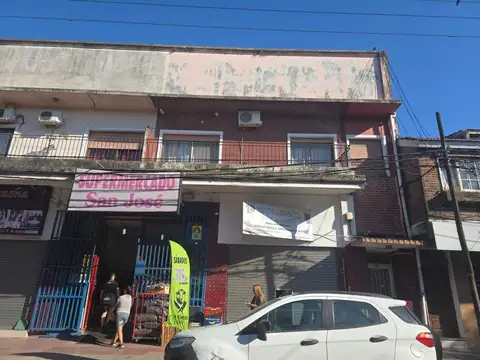 San Jose 700, Piso 1