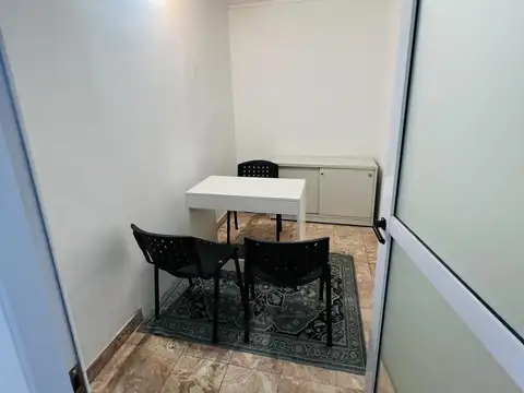 Local en Alquiler Temporal en La Plata, $ 250.000