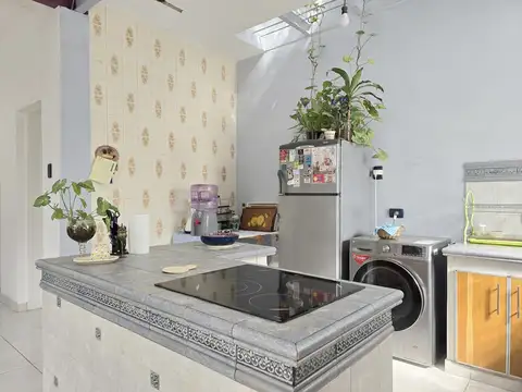 VENTA PH 4 AMBIENTES TIPO CASA CON COCHERA