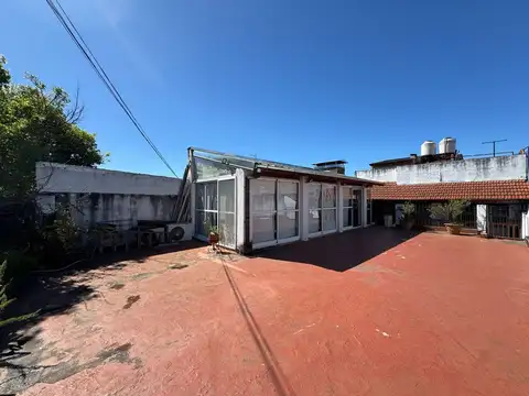 Depto Tipo Casa en Venta con 3 cocheras