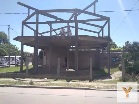 Galpon en Venta en Tristán Suárez, USD 260.000