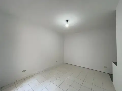 Depto Tipo Casa en Venta de 1 dormitorio