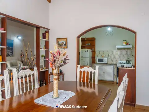 VENTA CASA 3 DORMITORIOS Y PILETA BARRIO PACIFICO