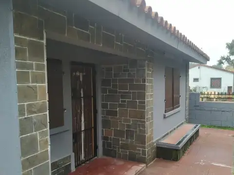 Venta dos casas con gran terreno en Las Piedras