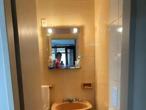 OFICINAS  EN ALQUILER EN   EN CALLE FLORIDA AL 600