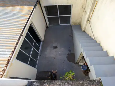 Depto Tipo Casa en Venta con 1 cocheras