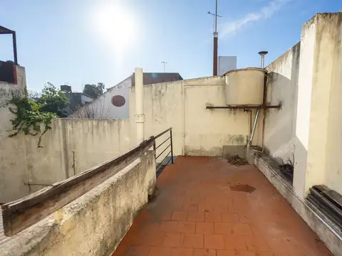 Depto Tipo Casa en Venta 56 años