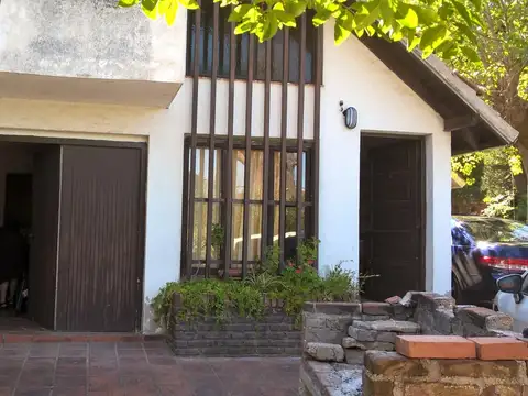 Depto Tipo Casa en Venta de 3 ambientes