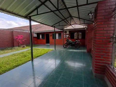 Alquiler de casa de 3 dormitorios en b° santa ana 1, salta capital
