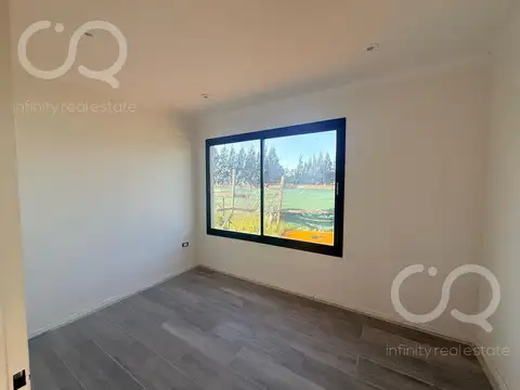 Casa en Venta en Horizontes al Sur, USD 190.000