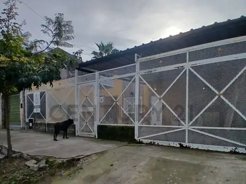 OPORTUNIDAD | Casa 2 Dormitorios con Parque, Cochera y Terraza | San Francisco Solano | USD 43.500