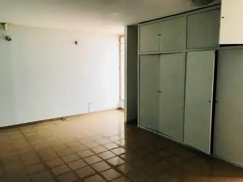 Oficina en Alquiler 38 años