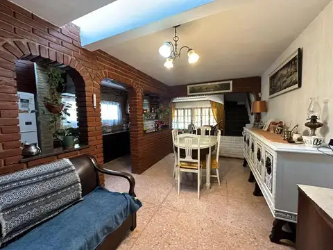 William Morris al 2800