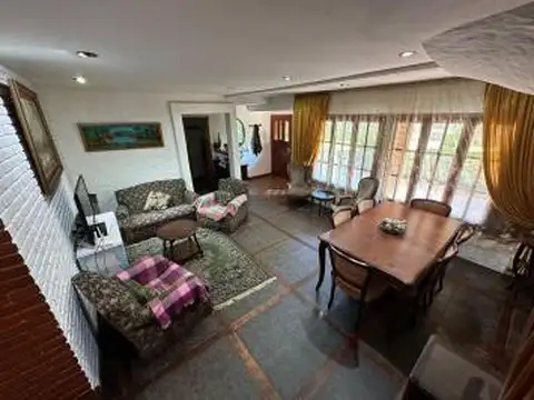 Casa en Las Colinas P.Ramos