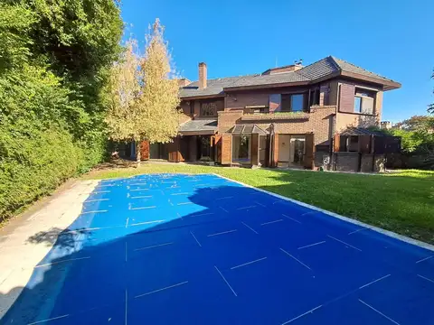 ALQUILER CASA SIETE AMBIENTES MARTINEZ 