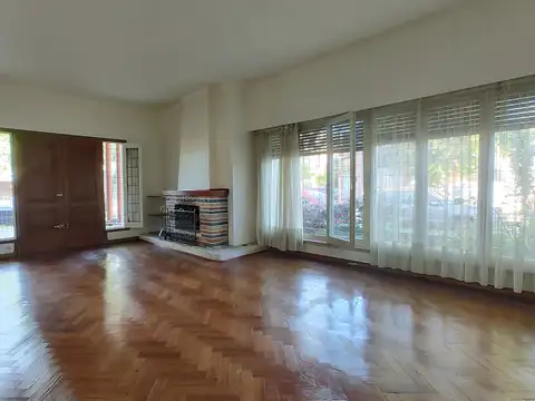 Casa en Alquiler de 3 dormitorios